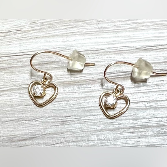 Vintage 14K Yellow Gold Designer Signed ZZ Heart Shaped Drop CZ Earrings - Picture 1 of 3